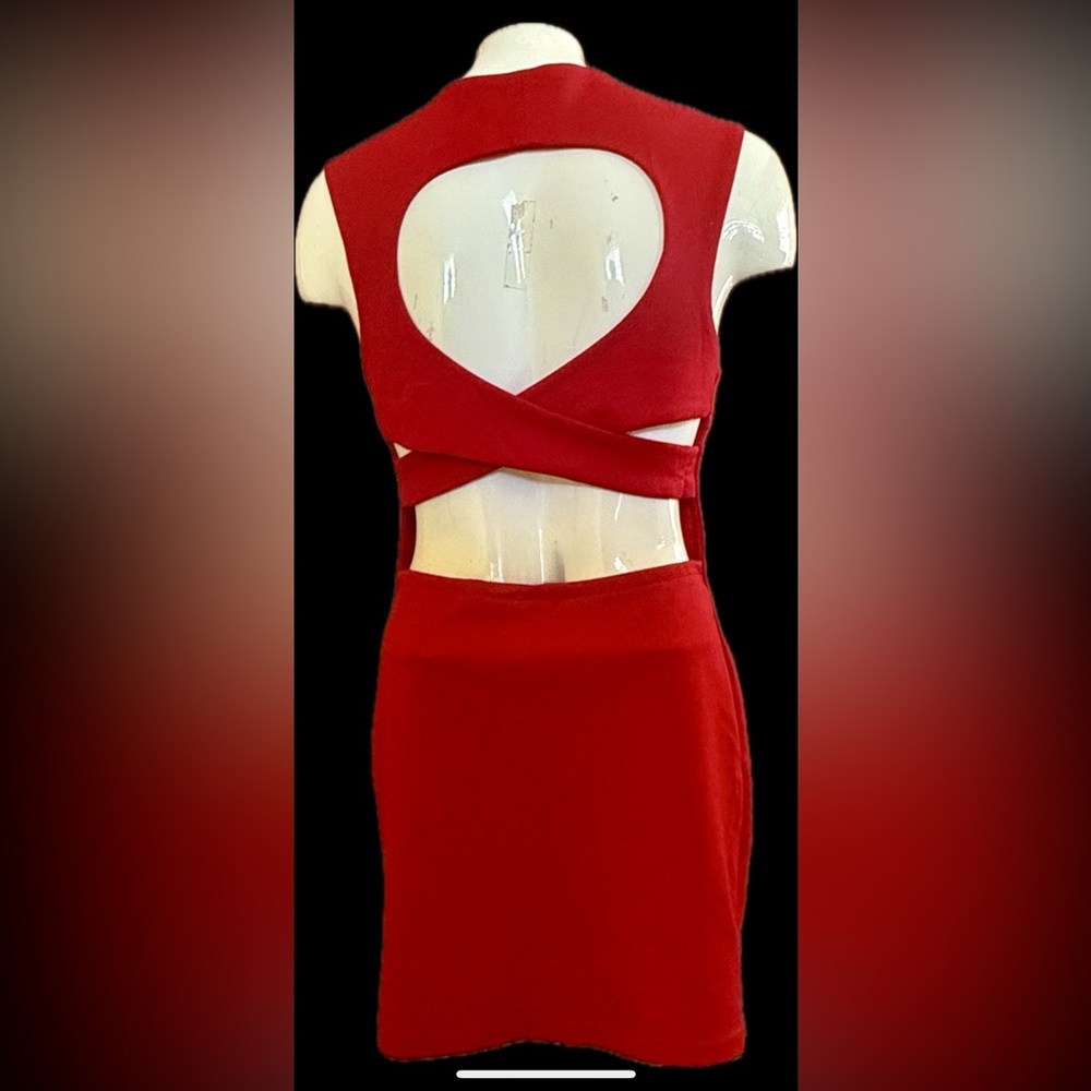 💞BUNDLE 2x$30 
 Forever 21 Red Cutout Bodycon Dress (Pre-Owned) LARGE - Picture 2 of 6